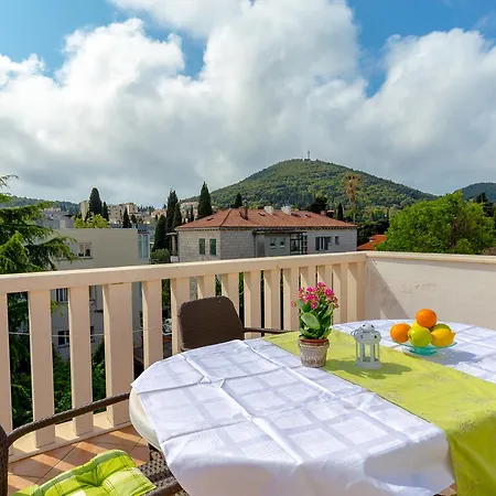 Aurora Lapad Central Suites